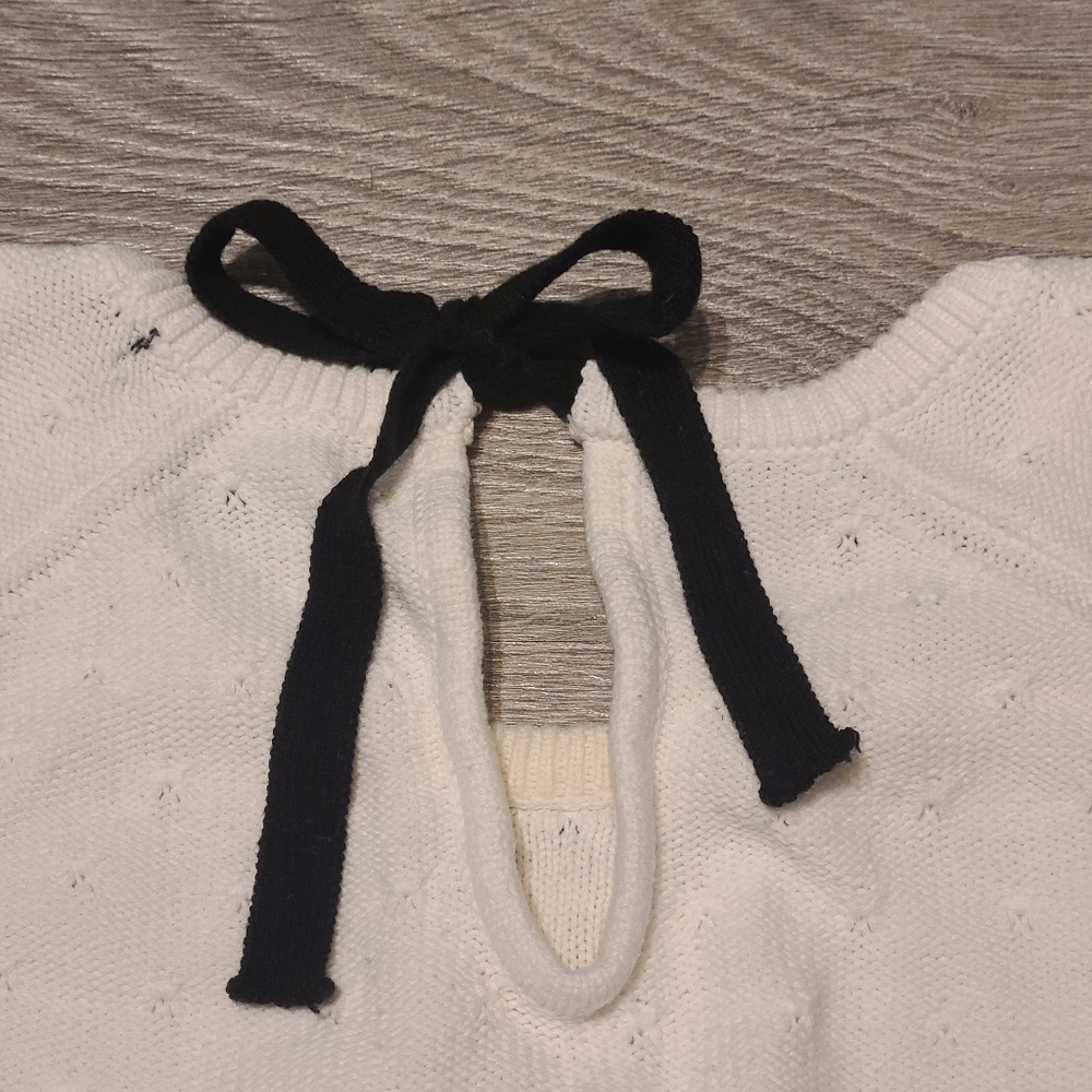 White knit sweater
